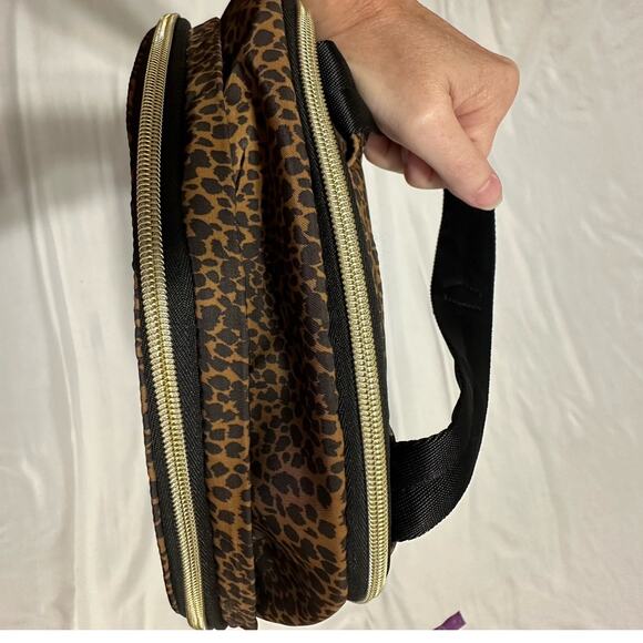 Stella & Dot Leopard Print Backpack Nylon Travel Laptop Everyday Chic Bag main image 5